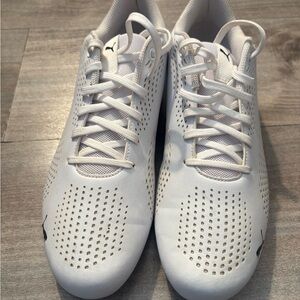 Puma Men's Perforated White Athletic Shoes